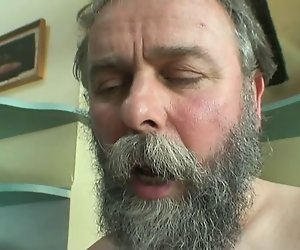 Horny Teen Gefickt Von Alter Mann